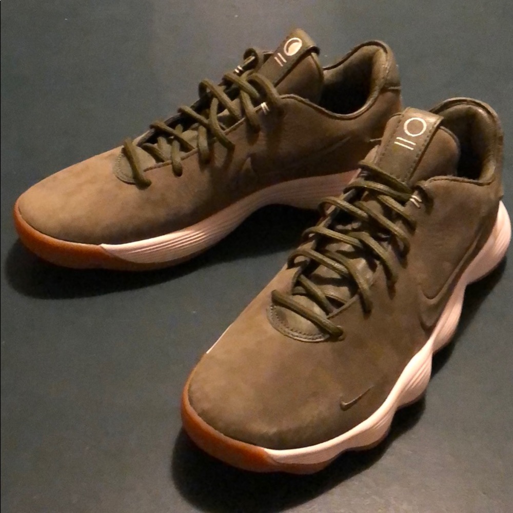 (Sold) Nike Hyperdunk 2017 Low Olive Gum - Picture 5 of 7